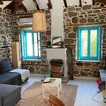 Vakantiehuis Sfeervol Gerenoveerd In Oud Grieks Dorp Sykia Chalkidikis