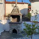 Vakantiehuis Sfeervol Gerenoveerd In Oud Grieks Dorp Sykia Chalkidikis