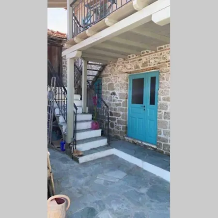Sfeervol Gerenoveerd In Oud Grieks Dorp Sykia Chalkidikis